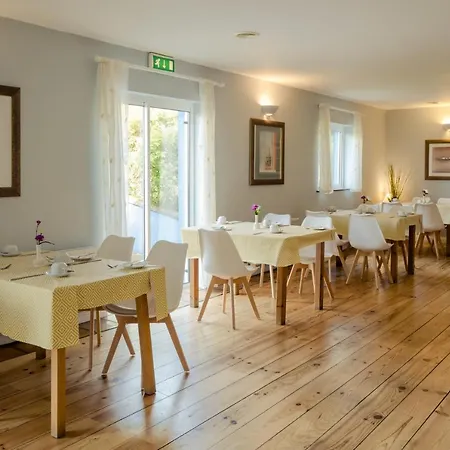 Harbour Bed and Breakfast 3*